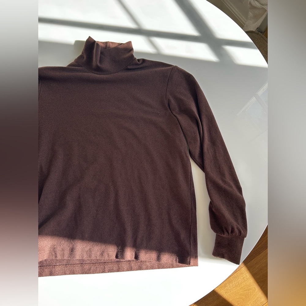 UNIQLO Brown Pullover